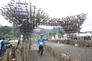 BIB: 
                            <button type="button" onclick="openModal(13403581)" class="btn btn-primary btn-sm float-right btn-popup" data-toggle="modal" data-target=".modal-high-quality">
                        <i class="fas fa-shopping-cart"></i> Add to Cart
                    </button>
                                            <button type="button" onclick="isThisMe(13403581, true)" class="btn btn-success btn-sm float-right btn-popup btn-isme hidden" data-toggle="tooltip" data-placement="bottom" title="นี่คือรูปของคุณใช่ไหม คลิกที่นี่เพื่อเอาเข้าอัลบั้ม">
                        <i class="fas fa-plus"></i> Add to album
                    </button>
                    <button type="button" onclick="isThisMe(13403581, false)" class="btn btn-warning btn-sm float-right btn-popup btn-isnotme hidden">
                        <i class="fas fa-ban"></i> Remove from album
                    </button>