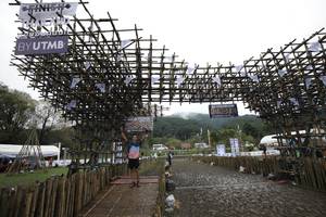 BIB: 
                            <button type="button" onclick="openModal(13404727)" class="btn btn-primary btn-sm float-right btn-popup" data-toggle="modal" data-target=".modal-high-quality">
                        <i class="fas fa-shopping-cart"></i> Add to Cart
                    </button>
                                            <button type="button" onclick="isThisMe(13404727, true)" class="btn btn-success btn-sm float-right btn-popup btn-isme hidden" data-toggle="tooltip" data-placement="bottom" title="นี่คือรูปของคุณใช่ไหม คลิกที่นี่เพื่อเอาเข้าอัลบั้ม">
                        <i class="fas fa-plus"></i> Add to album
                    </button>
                    <button type="button" onclick="isThisMe(13404727, false)" class="btn btn-warning btn-sm float-right btn-popup btn-isnotme hidden">
                        <i class="fas fa-ban"></i> Remove from album
                    </button>