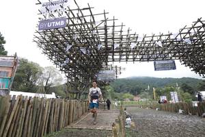 BIB: 
                            <button type="button" onclick="openModal(13405059)" class="btn btn-primary btn-sm float-right btn-popup" data-toggle="modal" data-target=".modal-high-quality">
                        <i class="fas fa-shopping-cart"></i> Add to Cart
                    </button>
                                            <button type="button" onclick="isThisMe(13405059, true)" class="btn btn-success btn-sm float-right btn-popup btn-isme hidden" data-toggle="tooltip" data-placement="bottom" title="นี่คือรูปของคุณใช่ไหม คลิกที่นี่เพื่อเอาเข้าอัลบั้ม">
                        <i class="fas fa-plus"></i> Add to album
                    </button>
                    <button type="button" onclick="isThisMe(13405059, false)" class="btn btn-warning btn-sm float-right btn-popup btn-isnotme hidden">
                        <i class="fas fa-ban"></i> Remove from album
                    </button>