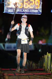 BIB: 529, 4137
                            <button type="button" onclick="openModal(13482553)" class="btn btn-primary btn-sm float-right btn-popup" data-toggle="modal" data-target=".modal-high-quality">
                        <i class="fas fa-shopping-cart"></i> Add to Cart
                    </button>
                                            <button type="button" onclick="isThisMe(13482553, true)" class="btn btn-success btn-sm float-right btn-popup btn-isme hidden" data-toggle="tooltip" data-placement="bottom" title="นี่คือรูปของคุณใช่ไหม คลิกที่นี่เพื่อเอาเข้าอัลบั้ม">
                        <i class="fas fa-plus"></i> Add to album
                    </button>
                    <button type="button" onclick="isThisMe(13482553, false)" class="btn btn-warning btn-sm float-right btn-popup btn-isnotme hidden">
                        <i class="fas fa-ban"></i> Remove from album
                    </button>