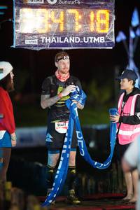 BIB: 5141
                            <button type="button" onclick="openModal(13482525)" class="btn btn-primary btn-sm float-right btn-popup" data-toggle="modal" data-target=".modal-high-quality">
                        <i class="fas fa-shopping-cart"></i> Add to Cart
                    </button>
                                            <button type="button" onclick="isThisMe(13482525, true)" class="btn btn-success btn-sm float-right btn-popup btn-isme hidden" data-toggle="tooltip" data-placement="bottom" title="นี่คือรูปของคุณใช่ไหม คลิกที่นี่เพื่อเอาเข้าอัลบั้ม">
                        <i class="fas fa-plus"></i> Add to album
                    </button>
                    <button type="button" onclick="isThisMe(13482525, false)" class="btn btn-warning btn-sm float-right btn-popup btn-isnotme hidden">
                        <i class="fas fa-ban"></i> Remove from album
                    </button>