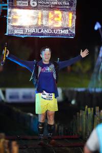 BIB: 5009
                            <button type="button" onclick="openModal(13484513)" class="btn btn-primary btn-sm float-right btn-popup" data-toggle="modal" data-target=".modal-high-quality">
                        <i class="fas fa-shopping-cart"></i> Add to Cart
                    </button>
                                            <button type="button" onclick="isThisMe(13484513, true)" class="btn btn-success btn-sm float-right btn-popup btn-isme hidden" data-toggle="tooltip" data-placement="bottom" title="นี่คือรูปของคุณใช่ไหม คลิกที่นี่เพื่อเอาเข้าอัลบั้ม">
                        <i class="fas fa-plus"></i> Add to album
                    </button>
                    <button type="button" onclick="isThisMe(13484513, false)" class="btn btn-warning btn-sm float-right btn-popup btn-isnotme hidden">
                        <i class="fas fa-ban"></i> Remove from album
                    </button>