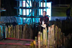 BIB: 140
                            <button type="button" onclick="openModal(13486472)" class="btn btn-primary btn-sm float-right btn-popup" data-toggle="modal" data-target=".modal-high-quality">
                        <i class="fas fa-shopping-cart"></i> Add to Cart
                    </button>
                                            <button type="button" onclick="isThisMe(13486472, true)" class="btn btn-success btn-sm float-right btn-popup btn-isme hidden" data-toggle="tooltip" data-placement="bottom" title="นี่คือรูปของคุณใช่ไหม คลิกที่นี่เพื่อเอาเข้าอัลบั้ม">
                        <i class="fas fa-plus"></i> Add to album
                    </button>
                    <button type="button" onclick="isThisMe(13486472, false)" class="btn btn-warning btn-sm float-right btn-popup btn-isnotme hidden">
                        <i class="fas fa-ban"></i> Remove from album
                    </button>