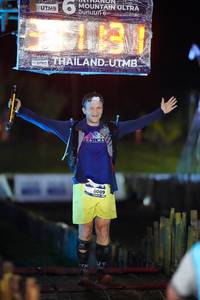 BIB: 6009
                            <button type="button" onclick="openModal(13484514)" class="btn btn-primary btn-sm float-right btn-popup" data-toggle="modal" data-target=".modal-high-quality">
                        <i class="fas fa-shopping-cart"></i> Add to Cart
                    </button>
                                            <button type="button" onclick="isThisMe(13484514, true)" class="btn btn-success btn-sm float-right btn-popup btn-isme hidden" data-toggle="tooltip" data-placement="bottom" title="นี่คือรูปของคุณใช่ไหม คลิกที่นี่เพื่อเอาเข้าอัลบั้ม">
                        <i class="fas fa-plus"></i> Add to album
                    </button>
                    <button type="button" onclick="isThisMe(13484514, false)" class="btn btn-warning btn-sm float-right btn-popup btn-isnotme hidden">
                        <i class="fas fa-ban"></i> Remove from album
                    </button>