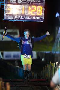 BIB: 609
                            <button type="button" onclick="openModal(13482578)" class="btn btn-primary btn-sm float-right btn-popup" data-toggle="modal" data-target=".modal-high-quality">
                        <i class="fas fa-shopping-cart"></i> Add to Cart
                    </button>
                                            <button type="button" onclick="isThisMe(13482578, true)" class="btn btn-success btn-sm float-right btn-popup btn-isme hidden" data-toggle="tooltip" data-placement="bottom" title="นี่คือรูปของคุณใช่ไหม คลิกที่นี่เพื่อเอาเข้าอัลบั้ม">
                        <i class="fas fa-plus"></i> Add to album
                    </button>
                    <button type="button" onclick="isThisMe(13482578, false)" class="btn btn-warning btn-sm float-right btn-popup btn-isnotme hidden">
                        <i class="fas fa-ban"></i> Remove from album
                    </button>