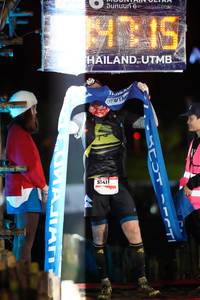 BIB: 5141
                            <button type="button" onclick="openModal(13482523)" class="btn btn-primary btn-sm float-right btn-popup" data-toggle="modal" data-target=".modal-high-quality">
                        <i class="fas fa-shopping-cart"></i> Add to Cart
                    </button>
                                            <button type="button" onclick="isThisMe(13482523, true)" class="btn btn-success btn-sm float-right btn-popup btn-isme hidden" data-toggle="tooltip" data-placement="bottom" title="นี่คือรูปของคุณใช่ไหม คลิกที่นี่เพื่อเอาเข้าอัลบั้ม">
                        <i class="fas fa-plus"></i> Add to album
                    </button>
                    <button type="button" onclick="isThisMe(13482523, false)" class="btn btn-warning btn-sm float-right btn-popup btn-isnotme hidden">
                        <i class="fas fa-ban"></i> Remove from album
                    </button>