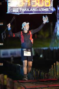 BIB: 4128
                            <button type="button" onclick="openModal(13484302)" class="btn btn-primary btn-sm float-right btn-popup" data-toggle="modal" data-target=".modal-high-quality">
                        <i class="fas fa-shopping-cart"></i> Add to Cart
                    </button>
                                            <button type="button" onclick="isThisMe(13484302, true)" class="btn btn-success btn-sm float-right btn-popup btn-isme hidden" data-toggle="tooltip" data-placement="bottom" title="นี่คือรูปของคุณใช่ไหม คลิกที่นี่เพื่อเอาเข้าอัลบั้ม">
                        <i class="fas fa-plus"></i> Add to album
                    </button>
                    <button type="button" onclick="isThisMe(13484302, false)" class="btn btn-warning btn-sm float-right btn-popup btn-isnotme hidden">
                        <i class="fas fa-ban"></i> Remove from album
                    </button>