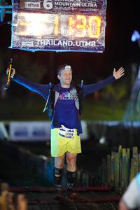 BIB: 5009
                            <button type="button" onclick="openModal(13484511)" class="btn btn-primary btn-sm float-right btn-popup" data-toggle="modal" data-target=".modal-high-quality">
                        <i class="fas fa-shopping-cart"></i> Add to Cart
                    </button>
                                            <button type="button" onclick="isThisMe(13484511, true)" class="btn btn-success btn-sm float-right btn-popup btn-isme hidden" data-toggle="tooltip" data-placement="bottom" title="นี่คือรูปของคุณใช่ไหม คลิกที่นี่เพื่อเอาเข้าอัลบั้ม">
                        <i class="fas fa-plus"></i> Add to album
                    </button>
                    <button type="button" onclick="isThisMe(13484511, false)" class="btn btn-warning btn-sm float-right btn-popup btn-isnotme hidden">
                        <i class="fas fa-ban"></i> Remove from album
                    </button>