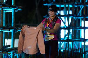 BIB: 4190
                            <button type="button" onclick="openModal(13485215)" class="btn btn-primary btn-sm float-right btn-popup" data-toggle="modal" data-target=".modal-high-quality">
                        <i class="fas fa-shopping-cart"></i> Add to Cart
                    </button>
                                            <button type="button" onclick="isThisMe(13485215, true)" class="btn btn-success btn-sm float-right btn-popup btn-isme hidden" data-toggle="tooltip" data-placement="bottom" title="นี่คือรูปของคุณใช่ไหม คลิกที่นี่เพื่อเอาเข้าอัลบั้ม">
                        <i class="fas fa-plus"></i> Add to album
                    </button>
                    <button type="button" onclick="isThisMe(13485215, false)" class="btn btn-warning btn-sm float-right btn-popup btn-isnotme hidden">
                        <i class="fas fa-ban"></i> Remove from album
                    </button>