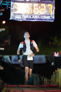 BIB: 368, 4187
                            <button type="button" onclick="openModal(13482534)" class="btn btn-primary btn-sm float-right btn-popup" data-toggle="modal" data-target=".modal-high-quality">
                        <i class="fas fa-shopping-cart"></i> Add to Cart
                    </button>
                                            <button type="button" onclick="isThisMe(13482534, true)" class="btn btn-success btn-sm float-right btn-popup btn-isme hidden" data-toggle="tooltip" data-placement="bottom" title="นี่คือรูปของคุณใช่ไหม คลิกที่นี่เพื่อเอาเข้าอัลบั้ม">
                        <i class="fas fa-plus"></i> Add to album
                    </button>
                    <button type="button" onclick="isThisMe(13482534, false)" class="btn btn-warning btn-sm float-right btn-popup btn-isnotme hidden">
                        <i class="fas fa-ban"></i> Remove from album
                    </button>