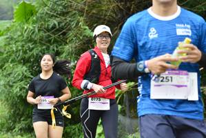 BIB: 251, 8175, 395
                            <button type="button" onclick="openModal(13375957)" class="btn btn-primary btn-sm float-right btn-popup" data-toggle="modal" data-target=".modal-high-quality">
                        <i class="fas fa-shopping-cart"></i> Add to Cart
                    </button>
                                            <button type="button" onclick="isThisMe(13375957, true)" class="btn btn-success btn-sm float-right btn-popup btn-isme hidden" data-toggle="tooltip" data-placement="bottom" title="นี่คือรูปของคุณใช่ไหม คลิกที่นี่เพื่อเอาเข้าอัลบั้ม">
                        <i class="fas fa-plus"></i> Add to album
                    </button>
                    <button type="button" onclick="isThisMe(13375957, false)" class="btn btn-warning btn-sm float-right btn-popup btn-isnotme hidden">
                        <i class="fas fa-ban"></i> Remove from album
                    </button>