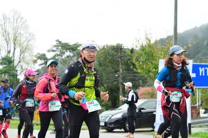 BIB: 1231, 1582
                            <button type="button" onclick="openModal(13373870)" class="btn btn-primary btn-sm float-right btn-popup" data-toggle="modal" data-target=".modal-high-quality">
                        <i class="fas fa-shopping-cart"></i> Add to Cart
                    </button>
                                            <button type="button" onclick="isThisMe(13373870, true)" class="btn btn-success btn-sm float-right btn-popup btn-isme hidden" data-toggle="tooltip" data-placement="bottom" title="นี่คือรูปของคุณใช่ไหม คลิกที่นี่เพื่อเอาเข้าอัลบั้ม">
                        <i class="fas fa-plus"></i> Add to album
                    </button>
                    <button type="button" onclick="isThisMe(13373870, false)" class="btn btn-warning btn-sm float-right btn-popup btn-isnotme hidden">
                        <i class="fas fa-ban"></i> Remove from album
                    </button>