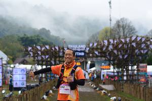 BIB: 8262
                            <button type="button" onclick="openModal(13373975)" class="btn btn-primary btn-sm float-right btn-popup" data-toggle="modal" data-target=".modal-high-quality">
                        <i class="fas fa-shopping-cart"></i> Add to Cart
                    </button>
                                            <button type="button" onclick="isThisMe(13373975, true)" class="btn btn-success btn-sm float-right btn-popup btn-isme hidden" data-toggle="tooltip" data-placement="bottom" title="นี่คือรูปของคุณใช่ไหม คลิกที่นี่เพื่อเอาเข้าอัลบั้ม">
                        <i class="fas fa-plus"></i> Add to album
                    </button>
                    <button type="button" onclick="isThisMe(13373975, false)" class="btn btn-warning btn-sm float-right btn-popup btn-isnotme hidden">
                        <i class="fas fa-ban"></i> Remove from album
                    </button>