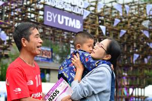 BIB: 2010, 8205
                            <button type="button" onclick="openModal(13373762)" class="btn btn-primary btn-sm float-right btn-popup" data-toggle="modal" data-target=".modal-high-quality">
                        <i class="fas fa-shopping-cart"></i> Add to Cart
                    </button>
                                            <button type="button" onclick="isThisMe(13373762, true)" class="btn btn-success btn-sm float-right btn-popup btn-isme hidden" data-toggle="tooltip" data-placement="bottom" title="นี่คือรูปของคุณใช่ไหม คลิกที่นี่เพื่อเอาเข้าอัลบั้ม">
                        <i class="fas fa-plus"></i> Add to album
                    </button>
                    <button type="button" onclick="isThisMe(13373762, false)" class="btn btn-warning btn-sm float-right btn-popup btn-isnotme hidden">
                        <i class="fas fa-ban"></i> Remove from album
                    </button>