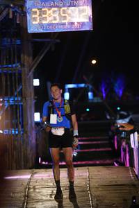 BIB: 3385, 912, 2021
                            <button type="button" onclick="openModal(16058201)" class="btn btn-primary btn-sm float-right btn-popup" data-toggle="modal" data-target=".modal-high-quality">
                        <i class="fas fa-shopping-cart"></i> Add to Cart
                    </button>
                                            <button type="button" onclick="isThisMe(16058201, true)" class="btn btn-success btn-sm float-right btn-popup btn-isme hidden" data-toggle="tooltip" data-placement="bottom" title="นี่คือรูปของคุณใช่ไหม คลิกที่นี่เพื่อเอาเข้าอัลบั้ม">
                        <i class="fas fa-plus"></i> Add to album
                    </button>
                    <button type="button" onclick="isThisMe(16058201, false)" class="btn btn-warning btn-sm float-right btn-popup btn-isnotme hidden">
                        <i class="fas fa-ban"></i> Remove from album
                    </button>