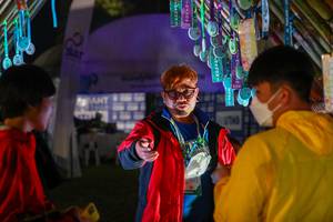 BIB: 
                            <button type="button" onclick="openModal(16058104)" class="btn btn-primary btn-sm float-right btn-popup" data-toggle="modal" data-target=".modal-high-quality">
                        <i class="fas fa-shopping-cart"></i> Add to Cart
                    </button>
                                            <button type="button" onclick="isThisMe(16058104, true)" class="btn btn-success btn-sm float-right btn-popup btn-isme hidden" data-toggle="tooltip" data-placement="bottom" title="นี่คือรูปของคุณใช่ไหม คลิกที่นี่เพื่อเอาเข้าอัลบั้ม">
                        <i class="fas fa-plus"></i> Add to album
                    </button>
                    <button type="button" onclick="isThisMe(16058104, false)" class="btn btn-warning btn-sm float-right btn-popup btn-isnotme hidden">
                        <i class="fas fa-ban"></i> Remove from album
                    </button>