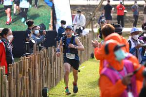 BIB: 1040
                            <button type="button" onclick="openModal(16060881)" class="btn btn-primary btn-sm float-right btn-popup" data-toggle="modal" data-target=".modal-high-quality">
                        <i class="fas fa-shopping-cart"></i> Add to Cart
                    </button>
                                            <button type="button" onclick="isThisMe(16060881, true)" class="btn btn-success btn-sm float-right btn-popup btn-isme hidden" data-toggle="tooltip" data-placement="bottom" title="นี่คือรูปของคุณใช่ไหม คลิกที่นี่เพื่อเอาเข้าอัลบั้ม">
                        <i class="fas fa-plus"></i> Add to album
                    </button>
                    <button type="button" onclick="isThisMe(16060881, false)" class="btn btn-warning btn-sm float-right btn-popup btn-isnotme hidden">
                        <i class="fas fa-ban"></i> Remove from album
                    </button>