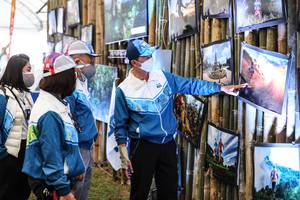 BIB: 
                            <button type="button" onclick="openModal(16060887)" class="btn btn-primary btn-sm float-right btn-popup" data-toggle="modal" data-target=".modal-high-quality">
                        <i class="fas fa-shopping-cart"></i> Add to Cart
                    </button>
                                            <button type="button" onclick="isThisMe(16060887, true)" class="btn btn-success btn-sm float-right btn-popup btn-isme hidden" data-toggle="tooltip" data-placement="bottom" title="นี่คือรูปของคุณใช่ไหม คลิกที่นี่เพื่อเอาเข้าอัลบั้ม">
                        <i class="fas fa-plus"></i> Add to album
                    </button>
                    <button type="button" onclick="isThisMe(16060887, false)" class="btn btn-warning btn-sm float-right btn-popup btn-isnotme hidden">
                        <i class="fas fa-ban"></i> Remove from album
                    </button>