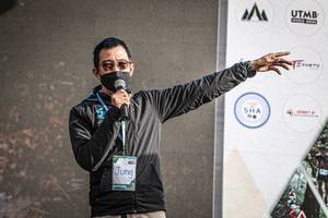 BIB: 
                            <button type="button" onclick="openModal(16060780)" class="btn btn-primary btn-sm float-right btn-popup" data-toggle="modal" data-target=".modal-high-quality">
                        <i class="fas fa-shopping-cart"></i> Add to Cart
                    </button>
                                            <button type="button" onclick="isThisMe(16060780, true)" class="btn btn-success btn-sm float-right btn-popup btn-isme hidden" data-toggle="tooltip" data-placement="bottom" title="นี่คือรูปของคุณใช่ไหม คลิกที่นี่เพื่อเอาเข้าอัลบั้ม">
                        <i class="fas fa-plus"></i> Add to album
                    </button>
                    <button type="button" onclick="isThisMe(16060780, false)" class="btn btn-warning btn-sm float-right btn-popup btn-isnotme hidden">
                        <i class="fas fa-ban"></i> Remove from album
                    </button>