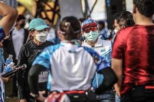 BIB: 
                            <button type="button" onclick="openModal(16060782)" class="btn btn-primary btn-sm float-right btn-popup" data-toggle="modal" data-target=".modal-high-quality">
                        <i class="fas fa-shopping-cart"></i> Add to Cart
                    </button>
                                            <button type="button" onclick="isThisMe(16060782, true)" class="btn btn-success btn-sm float-right btn-popup btn-isme hidden" data-toggle="tooltip" data-placement="bottom" title="นี่คือรูปของคุณใช่ไหม คลิกที่นี่เพื่อเอาเข้าอัลบั้ม">
                        <i class="fas fa-plus"></i> Add to album
                    </button>
                    <button type="button" onclick="isThisMe(16060782, false)" class="btn btn-warning btn-sm float-right btn-popup btn-isnotme hidden">
                        <i class="fas fa-ban"></i> Remove from album
                    </button>