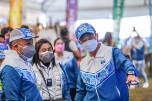 BIB: 
                            <button type="button" onclick="openModal(16060885)" class="btn btn-primary btn-sm float-right btn-popup" data-toggle="modal" data-target=".modal-high-quality">
                        <i class="fas fa-shopping-cart"></i> Add to Cart
                    </button>
                                            <button type="button" onclick="isThisMe(16060885, true)" class="btn btn-success btn-sm float-right btn-popup btn-isme hidden" data-toggle="tooltip" data-placement="bottom" title="นี่คือรูปของคุณใช่ไหม คลิกที่นี่เพื่อเอาเข้าอัลบั้ม">
                        <i class="fas fa-plus"></i> Add to album
                    </button>
                    <button type="button" onclick="isThisMe(16060885, false)" class="btn btn-warning btn-sm float-right btn-popup btn-isnotme hidden">
                        <i class="fas fa-ban"></i> Remove from album
                    </button>