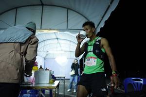 BIB: 102
                            <button type="button" onclick="openModal(16056569)" class="btn btn-primary btn-sm float-right btn-popup" data-toggle="modal" data-target=".modal-high-quality">
                        <i class="fas fa-shopping-cart"></i> Add to Cart
                    </button>
                                            <button type="button" onclick="isThisMe(16056569, true)" class="btn btn-success btn-sm float-right btn-popup btn-isme hidden" data-toggle="tooltip" data-placement="bottom" title="นี่คือรูปของคุณใช่ไหม คลิกที่นี่เพื่อเอาเข้าอัลบั้ม">
                        <i class="fas fa-plus"></i> Add to album
                    </button>
                    <button type="button" onclick="isThisMe(16056569, false)" class="btn btn-warning btn-sm float-right btn-popup btn-isnotme hidden">
                        <i class="fas fa-ban"></i> Remove from album
                    </button>