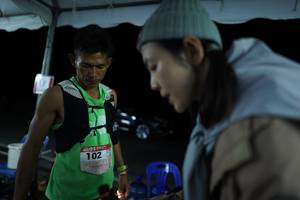 BIB: 102
                            <button type="button" onclick="openModal(16056571)" class="btn btn-primary btn-sm float-right btn-popup" data-toggle="modal" data-target=".modal-high-quality">
                        <i class="fas fa-shopping-cart"></i> Add to Cart
                    </button>
                                            <button type="button" onclick="isThisMe(16056571, true)" class="btn btn-success btn-sm float-right btn-popup btn-isme hidden" data-toggle="tooltip" data-placement="bottom" title="นี่คือรูปของคุณใช่ไหม คลิกที่นี่เพื่อเอาเข้าอัลบั้ม">
                        <i class="fas fa-plus"></i> Add to album
                    </button>
                    <button type="button" onclick="isThisMe(16056571, false)" class="btn btn-warning btn-sm float-right btn-popup btn-isnotme hidden">
                        <i class="fas fa-ban"></i> Remove from album
                    </button>