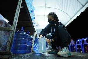 BIB: 
                            <button type="button" onclick="openModal(16056595)" class="btn btn-primary btn-sm float-right btn-popup" data-toggle="modal" data-target=".modal-high-quality">
                        <i class="fas fa-shopping-cart"></i> Add to Cart
                    </button>
                                            <button type="button" onclick="isThisMe(16056595, true)" class="btn btn-success btn-sm float-right btn-popup btn-isme hidden" data-toggle="tooltip" data-placement="bottom" title="นี่คือรูปของคุณใช่ไหม คลิกที่นี่เพื่อเอาเข้าอัลบั้ม">
                        <i class="fas fa-plus"></i> Add to album
                    </button>
                    <button type="button" onclick="isThisMe(16056595, false)" class="btn btn-warning btn-sm float-right btn-popup btn-isnotme hidden">
                        <i class="fas fa-ban"></i> Remove from album
                    </button>