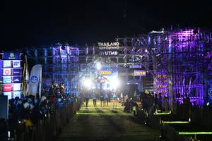 BIB: 000000, 938
                            <button type="button" onclick="openModal(16059856)" class="btn btn-primary btn-sm float-right btn-popup" data-toggle="modal" data-target=".modal-high-quality">
                        <i class="fas fa-shopping-cart"></i> Add to Cart
                    </button>
                                            <button type="button" onclick="isThisMe(16059856, true)" class="btn btn-success btn-sm float-right btn-popup btn-isme hidden" data-toggle="tooltip" data-placement="bottom" title="นี่คือรูปของคุณใช่ไหม คลิกที่นี่เพื่อเอาเข้าอัลบั้ม">
                        <i class="fas fa-plus"></i> Add to album
                    </button>
                    <button type="button" onclick="isThisMe(16059856, false)" class="btn btn-warning btn-sm float-right btn-popup btn-isnotme hidden">
                        <i class="fas fa-ban"></i> Remove from album
                    </button>