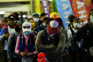 BIB: 1328
                            <button type="button" onclick="openModal(16059797)" class="btn btn-primary btn-sm float-right btn-popup" data-toggle="modal" data-target=".modal-high-quality">
                        <i class="fas fa-shopping-cart"></i> Add to Cart
                    </button>
                                            <button type="button" onclick="isThisMe(16059797, true)" class="btn btn-success btn-sm float-right btn-popup btn-isme hidden" data-toggle="tooltip" data-placement="bottom" title="นี่คือรูปของคุณใช่ไหม คลิกที่นี่เพื่อเอาเข้าอัลบั้ม">
                        <i class="fas fa-plus"></i> Add to album
                    </button>
                    <button type="button" onclick="isThisMe(16059797, false)" class="btn btn-warning btn-sm float-right btn-popup btn-isnotme hidden">
                        <i class="fas fa-ban"></i> Remove from album
                    </button>