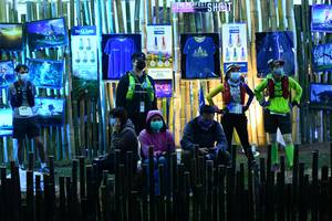 BIB: 
                            <button type="button" onclick="openModal(16059805)" class="btn btn-primary btn-sm float-right btn-popup" data-toggle="modal" data-target=".modal-high-quality">
                        <i class="fas fa-shopping-cart"></i> Add to Cart
                    </button>
                                            <button type="button" onclick="isThisMe(16059805, true)" class="btn btn-success btn-sm float-right btn-popup btn-isme hidden" data-toggle="tooltip" data-placement="bottom" title="นี่คือรูปของคุณใช่ไหม คลิกที่นี่เพื่อเอาเข้าอัลบั้ม">
                        <i class="fas fa-plus"></i> Add to album
                    </button>
                    <button type="button" onclick="isThisMe(16059805, false)" class="btn btn-warning btn-sm float-right btn-popup btn-isnotme hidden">
                        <i class="fas fa-ban"></i> Remove from album
                    </button>