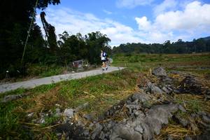 BIB: 
                            <button type="button" onclick="openModal(16060130)" class="btn btn-primary btn-sm float-right btn-popup" data-toggle="modal" data-target=".modal-high-quality">
                        <i class="fas fa-shopping-cart"></i> Add to Cart
                    </button>
                                            <button type="button" onclick="isThisMe(16060130, true)" class="btn btn-success btn-sm float-right btn-popup btn-isme hidden" data-toggle="tooltip" data-placement="bottom" title="นี่คือรูปของคุณใช่ไหม คลิกที่นี่เพื่อเอาเข้าอัลบั้ม">
                        <i class="fas fa-plus"></i> Add to album
                    </button>
                    <button type="button" onclick="isThisMe(16060130, false)" class="btn btn-warning btn-sm float-right btn-popup btn-isnotme hidden">
                        <i class="fas fa-ban"></i> Remove from album
                    </button>