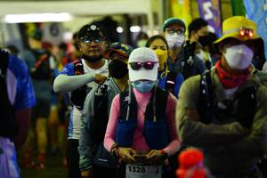 BIB: 1328
                            <button type="button" onclick="openModal(16059794)" class="btn btn-primary btn-sm float-right btn-popup" data-toggle="modal" data-target=".modal-high-quality">
                        <i class="fas fa-shopping-cart"></i> Add to Cart
                    </button>
                                            <button type="button" onclick="isThisMe(16059794, true)" class="btn btn-success btn-sm float-right btn-popup btn-isme hidden" data-toggle="tooltip" data-placement="bottom" title="นี่คือรูปของคุณใช่ไหม คลิกที่นี่เพื่อเอาเข้าอัลบั้ม">
                        <i class="fas fa-plus"></i> Add to album
                    </button>
                    <button type="button" onclick="isThisMe(16059794, false)" class="btn btn-warning btn-sm float-right btn-popup btn-isnotme hidden">
                        <i class="fas fa-ban"></i> Remove from album
                    </button>