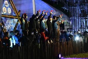 BIB: 
                            <button type="button" onclick="openModal(16059859)" class="btn btn-primary btn-sm float-right btn-popup" data-toggle="modal" data-target=".modal-high-quality">
                        <i class="fas fa-shopping-cart"></i> Add to Cart
                    </button>
                                            <button type="button" onclick="isThisMe(16059859, true)" class="btn btn-success btn-sm float-right btn-popup btn-isme hidden" data-toggle="tooltip" data-placement="bottom" title="นี่คือรูปของคุณใช่ไหม คลิกที่นี่เพื่อเอาเข้าอัลบั้ม">
                        <i class="fas fa-plus"></i> Add to album
                    </button>
                    <button type="button" onclick="isThisMe(16059859, false)" class="btn btn-warning btn-sm float-right btn-popup btn-isnotme hidden">
                        <i class="fas fa-ban"></i> Remove from album
                    </button>