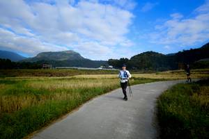 BIB: 
                            <button type="button" onclick="openModal(16060010)" class="btn btn-primary btn-sm float-right btn-popup" data-toggle="modal" data-target=".modal-high-quality">
                        <i class="fas fa-shopping-cart"></i> Add to Cart
                    </button>
                                            <button type="button" onclick="isThisMe(16060010, true)" class="btn btn-success btn-sm float-right btn-popup btn-isme hidden" data-toggle="tooltip" data-placement="bottom" title="นี่คือรูปของคุณใช่ไหม คลิกที่นี่เพื่อเอาเข้าอัลบั้ม">
                        <i class="fas fa-plus"></i> Add to album
                    </button>
                    <button type="button" onclick="isThisMe(16060010, false)" class="btn btn-warning btn-sm float-right btn-popup btn-isnotme hidden">
                        <i class="fas fa-ban"></i> Remove from album
                    </button>