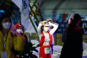 BIB: 1196
                            <button type="button" onclick="openModal(16059801)" class="btn btn-primary btn-sm float-right btn-popup" data-toggle="modal" data-target=".modal-high-quality">
                        <i class="fas fa-shopping-cart"></i> Add to Cart
                    </button>
                                            <button type="button" onclick="isThisMe(16059801, true)" class="btn btn-success btn-sm float-right btn-popup btn-isme hidden" data-toggle="tooltip" data-placement="bottom" title="นี่คือรูปของคุณใช่ไหม คลิกที่นี่เพื่อเอาเข้าอัลบั้ม">
                        <i class="fas fa-plus"></i> Add to album
                    </button>
                    <button type="button" onclick="isThisMe(16059801, false)" class="btn btn-warning btn-sm float-right btn-popup btn-isnotme hidden">
                        <i class="fas fa-ban"></i> Remove from album
                    </button>