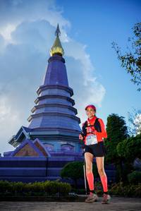 BIB: 3140
                            <button type="button" onclick="openModal(15918095)" class="btn btn-primary btn-sm float-right btn-popup" data-toggle="modal" data-target=".modal-high-quality">
                        <i class="fas fa-shopping-cart"></i> Add to Cart
                    </button>
                                            <button type="button" onclick="isThisMe(15918095, true)" class="btn btn-success btn-sm float-right btn-popup btn-isme hidden" data-toggle="tooltip" data-placement="bottom" title="นี่คือรูปของคุณใช่ไหม คลิกที่นี่เพื่อเอาเข้าอัลบั้ม">
                        <i class="fas fa-plus"></i> Add to album
                    </button>
                    <button type="button" onclick="isThisMe(15918095, false)" class="btn btn-warning btn-sm float-right btn-popup btn-isnotme hidden">
                        <i class="fas fa-ban"></i> Remove from album
                    </button>