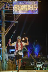 BIB: 2021, 3215
                            <button type="button" onclick="openModal(16041067)" class="btn btn-primary btn-sm float-right btn-popup" data-toggle="modal" data-target=".modal-high-quality">
                        <i class="fas fa-shopping-cart"></i> Add to Cart
                    </button>
                                            <button type="button" onclick="isThisMe(16041067, true)" class="btn btn-success btn-sm float-right btn-popup btn-isme hidden" data-toggle="tooltip" data-placement="bottom" title="นี่คือรูปของคุณใช่ไหม คลิกที่นี่เพื่อเอาเข้าอัลบั้ม">
                        <i class="fas fa-plus"></i> Add to album
                    </button>
                    <button type="button" onclick="isThisMe(16041067, false)" class="btn btn-warning btn-sm float-right btn-popup btn-isnotme hidden">
                        <i class="fas fa-ban"></i> Remove from album
                    </button>