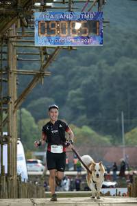 BIB: 2021, 1645
                            <button type="button" onclick="openModal(16045692)" class="btn btn-primary btn-sm float-right btn-popup" data-toggle="modal" data-target=".modal-high-quality">
                        <i class="fas fa-shopping-cart"></i> Add to Cart
                    </button>
                                            <button type="button" onclick="isThisMe(16045692, true)" class="btn btn-success btn-sm float-right btn-popup btn-isme hidden" data-toggle="tooltip" data-placement="bottom" title="นี่คือรูปของคุณใช่ไหม คลิกที่นี่เพื่อเอาเข้าอัลบั้ม">
                        <i class="fas fa-plus"></i> Add to album
                    </button>
                    <button type="button" onclick="isThisMe(16045692, false)" class="btn btn-warning btn-sm float-right btn-popup btn-isnotme hidden">
                        <i class="fas fa-ban"></i> Remove from album
                    </button>