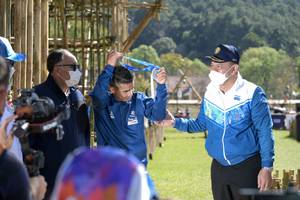 BIB: 
                            <button type="button" onclick="openModal(16037357)" class="btn btn-primary btn-sm float-right btn-popup" data-toggle="modal" data-target=".modal-high-quality">
                        <i class="fas fa-shopping-cart"></i> Add to Cart
                    </button>
                                            <button type="button" onclick="isThisMe(16037357, true)" class="btn btn-success btn-sm float-right btn-popup btn-isme hidden" data-toggle="tooltip" data-placement="bottom" title="นี่คือรูปของคุณใช่ไหม คลิกที่นี่เพื่อเอาเข้าอัลบั้ม">
                        <i class="fas fa-plus"></i> Add to album
                    </button>
                    <button type="button" onclick="isThisMe(16037357, false)" class="btn btn-warning btn-sm float-right btn-popup btn-isnotme hidden">
                        <i class="fas fa-ban"></i> Remove from album
                    </button>