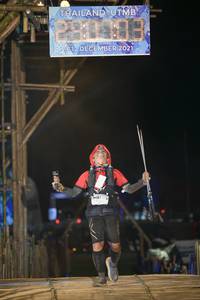 BIB: 2021, 3251
                            <button type="button" onclick="openModal(16040659)" class="btn btn-primary btn-sm float-right btn-popup" data-toggle="modal" data-target=".modal-high-quality">
                        <i class="fas fa-shopping-cart"></i> Add to Cart
                    </button>
                                            <button type="button" onclick="isThisMe(16040659, true)" class="btn btn-success btn-sm float-right btn-popup btn-isme hidden" data-toggle="tooltip" data-placement="bottom" title="นี่คือรูปของคุณใช่ไหม คลิกที่นี่เพื่อเอาเข้าอัลบั้ม">
                        <i class="fas fa-plus"></i> Add to album
                    </button>
                    <button type="button" onclick="isThisMe(16040659, false)" class="btn btn-warning btn-sm float-right btn-popup btn-isnotme hidden">
                        <i class="fas fa-ban"></i> Remove from album
                    </button>