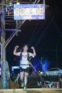 BIB: 88908, 2021, 3421
                            <button type="button" onclick="openModal(16042254)" class="btn btn-primary btn-sm float-right btn-popup" data-toggle="modal" data-target=".modal-high-quality">
                        <i class="fas fa-shopping-cart"></i> Add to Cart
                    </button>
                                            <button type="button" onclick="isThisMe(16042254, true)" class="btn btn-success btn-sm float-right btn-popup btn-isme hidden" data-toggle="tooltip" data-placement="bottom" title="นี่คือรูปของคุณใช่ไหม คลิกที่นี่เพื่อเอาเข้าอัลบั้ม">
                        <i class="fas fa-plus"></i> Add to album
                    </button>
                    <button type="button" onclick="isThisMe(16042254, false)" class="btn btn-warning btn-sm float-right btn-popup btn-isnotme hidden">
                        <i class="fas fa-ban"></i> Remove from album
                    </button>