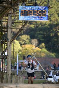 BIB: 2021, 2015, 3167
                            <button type="button" onclick="openModal(16040311)" class="btn btn-primary btn-sm float-right btn-popup" data-toggle="modal" data-target=".modal-high-quality">
                        <i class="fas fa-shopping-cart"></i> Add to Cart
                    </button>
                                            <button type="button" onclick="isThisMe(16040311, true)" class="btn btn-success btn-sm float-right btn-popup btn-isme hidden" data-toggle="tooltip" data-placement="bottom" title="นี่คือรูปของคุณใช่ไหม คลิกที่นี่เพื่อเอาเข้าอัลบั้ม">
                        <i class="fas fa-plus"></i> Add to album
                    </button>
                    <button type="button" onclick="isThisMe(16040311, false)" class="btn btn-warning btn-sm float-right btn-popup btn-isnotme hidden">
                        <i class="fas fa-ban"></i> Remove from album
                    </button>