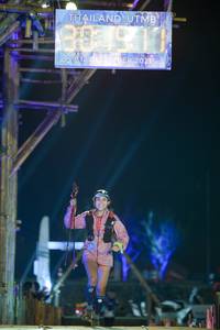 BIB: 8019, 2021, 135
                            <button type="button" onclick="openModal(16041241)" class="btn btn-primary btn-sm float-right btn-popup" data-toggle="modal" data-target=".modal-high-quality">
                        <i class="fas fa-shopping-cart"></i> Add to Cart
                    </button>
                                            <button type="button" onclick="isThisMe(16041241, true)" class="btn btn-success btn-sm float-right btn-popup btn-isme hidden" data-toggle="tooltip" data-placement="bottom" title="นี่คือรูปของคุณใช่ไหม คลิกที่นี่เพื่อเอาเข้าอัลบั้ม">
                        <i class="fas fa-plus"></i> Add to album
                    </button>
                    <button type="button" onclick="isThisMe(16041241, false)" class="btn btn-warning btn-sm float-right btn-popup btn-isnotme hidden">
                        <i class="fas fa-ban"></i> Remove from album
                    </button>