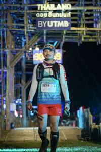 BIB: 2000, 3293
                            <button type="button" onclick="openModal(16041195)" class="btn btn-primary btn-sm float-right btn-popup" data-toggle="modal" data-target=".modal-high-quality">
                        <i class="fas fa-shopping-cart"></i> Add to Cart
                    </button>
                                            <button type="button" onclick="isThisMe(16041195, true)" class="btn btn-success btn-sm float-right btn-popup btn-isme hidden" data-toggle="tooltip" data-placement="bottom" title="นี่คือรูปของคุณใช่ไหม คลิกที่นี่เพื่อเอาเข้าอัลบั้ม">
                        <i class="fas fa-plus"></i> Add to album
                    </button>
                    <button type="button" onclick="isThisMe(16041195, false)" class="btn btn-warning btn-sm float-right btn-popup btn-isnotme hidden">
                        <i class="fas fa-ban"></i> Remove from album
                    </button>