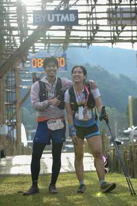 BIB: 0810, 5028
                            <button type="button" onclick="openModal(16044041)" class="btn btn-primary btn-sm float-right btn-popup" data-toggle="modal" data-target=".modal-high-quality">
                        <i class="fas fa-shopping-cart"></i> Add to Cart
                    </button>
                                            <button type="button" onclick="isThisMe(16044041, true)" class="btn btn-success btn-sm float-right btn-popup btn-isme hidden" data-toggle="tooltip" data-placement="bottom" title="นี่คือรูปของคุณใช่ไหม คลิกที่นี่เพื่อเอาเข้าอัลบั้ม">
                        <i class="fas fa-plus"></i> Add to album
                    </button>
                    <button type="button" onclick="isThisMe(16044041, false)" class="btn btn-warning btn-sm float-right btn-popup btn-isnotme hidden">
                        <i class="fas fa-ban"></i> Remove from album
                    </button>