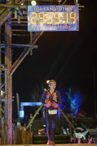 BIB: 295919, 2021, 3257
                            <button type="button" onclick="openModal(16041035)" class="btn btn-primary btn-sm float-right btn-popup" data-toggle="modal" data-target=".modal-high-quality">
                        <i class="fas fa-shopping-cart"></i> Add to Cart
                    </button>
                                            <button type="button" onclick="isThisMe(16041035, true)" class="btn btn-success btn-sm float-right btn-popup btn-isme hidden" data-toggle="tooltip" data-placement="bottom" title="นี่คือรูปของคุณใช่ไหม คลิกที่นี่เพื่อเอาเข้าอัลบั้ม">
                        <i class="fas fa-plus"></i> Add to album
                    </button>
                    <button type="button" onclick="isThisMe(16041035, false)" class="btn btn-warning btn-sm float-right btn-popup btn-isnotme hidden">
                        <i class="fas fa-ban"></i> Remove from album
                    </button>