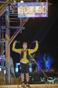 BIB: 2021, 3131
                            <button type="button" onclick="openModal(16041920)" class="btn btn-primary btn-sm float-right btn-popup" data-toggle="modal" data-target=".modal-high-quality">
                        <i class="fas fa-shopping-cart"></i> Add to Cart
                    </button>
                                            <button type="button" onclick="isThisMe(16041920, true)" class="btn btn-success btn-sm float-right btn-popup btn-isme hidden" data-toggle="tooltip" data-placement="bottom" title="นี่คือรูปของคุณใช่ไหม คลิกที่นี่เพื่อเอาเข้าอัลบั้ม">
                        <i class="fas fa-plus"></i> Add to album
                    </button>
                    <button type="button" onclick="isThisMe(16041920, false)" class="btn btn-warning btn-sm float-right btn-popup btn-isnotme hidden">
                        <i class="fas fa-ban"></i> Remove from album
                    </button>