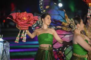 BIB: 1000001
                            <button type="button" onclick="openModal(16043689)" class="btn btn-primary btn-sm float-right btn-popup" data-toggle="modal" data-target=".modal-high-quality">
                        <i class="fas fa-shopping-cart"></i> Add to Cart
                    </button>
                                            <button type="button" onclick="isThisMe(16043689, true)" class="btn btn-success btn-sm float-right btn-popup btn-isme hidden" data-toggle="tooltip" data-placement="bottom" title="นี่คือรูปของคุณใช่ไหม คลิกที่นี่เพื่อเอาเข้าอัลบั้ม">
                        <i class="fas fa-plus"></i> Add to album
                    </button>
                    <button type="button" onclick="isThisMe(16043689, false)" class="btn btn-warning btn-sm float-right btn-popup btn-isnotme hidden">
                        <i class="fas fa-ban"></i> Remove from album
                    </button>