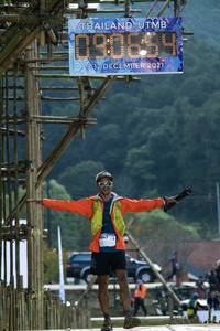 BIB: 2021, 6047
                            <button type="button" onclick="openModal(16045665)" class="btn btn-primary btn-sm float-right btn-popup" data-toggle="modal" data-target=".modal-high-quality">
                        <i class="fas fa-shopping-cart"></i> Add to Cart
                    </button>
                                            <button type="button" onclick="isThisMe(16045665, true)" class="btn btn-success btn-sm float-right btn-popup btn-isme hidden" data-toggle="tooltip" data-placement="bottom" title="นี่คือรูปของคุณใช่ไหม คลิกที่นี่เพื่อเอาเข้าอัลบั้ม">
                        <i class="fas fa-plus"></i> Add to album
                    </button>
                    <button type="button" onclick="isThisMe(16045665, false)" class="btn btn-warning btn-sm float-right btn-popup btn-isnotme hidden">
                        <i class="fas fa-ban"></i> Remove from album
                    </button>